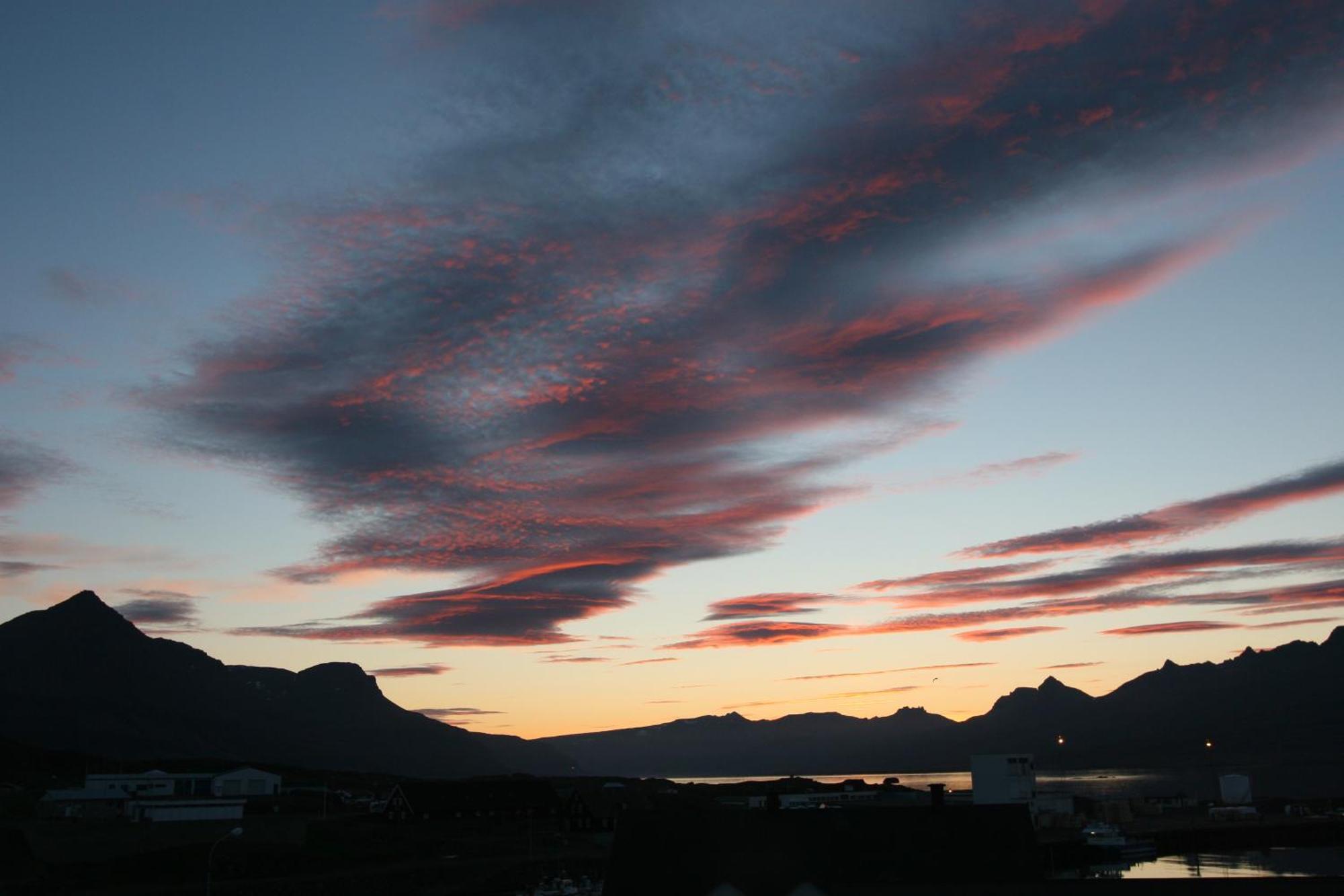 Hotel Framtid Djúpivogur Buitenkant foto