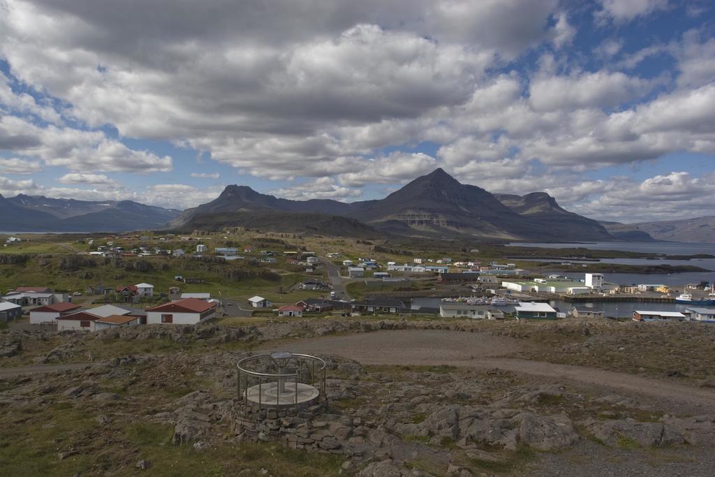 Hotel Framtid Djúpivogur Buitenkant foto
